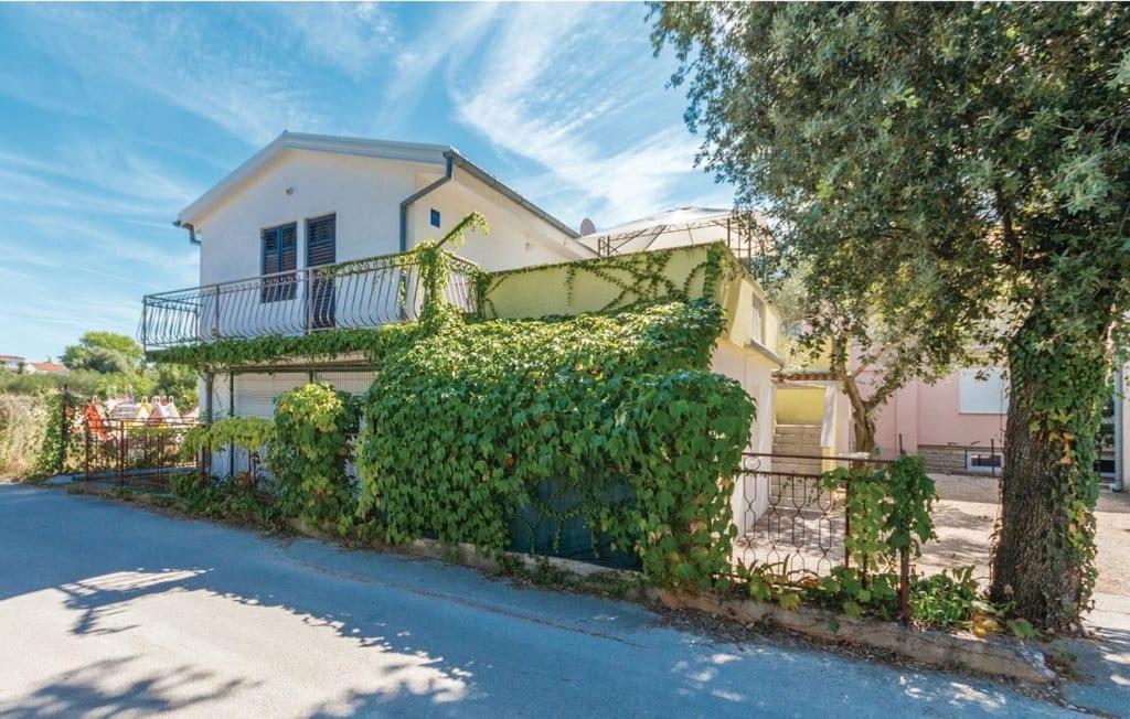 Apartmani Andrija Pakoštane Extérieur photo